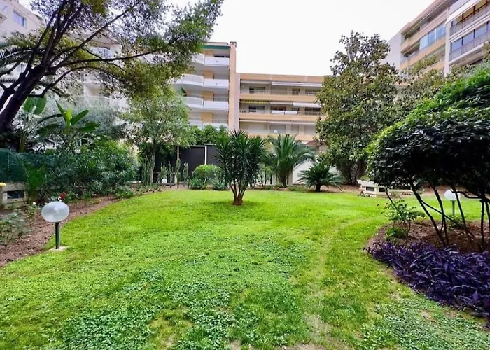 Sweet Home+terrasse De 60m2 ,2 Mn From Croisette 칸느