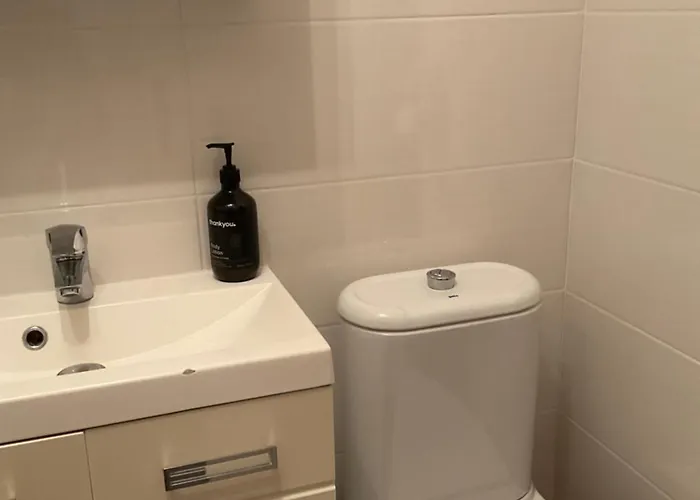 Sweet Home+terrasse De 60m2 ,2 Mn From Croisette * 칸느